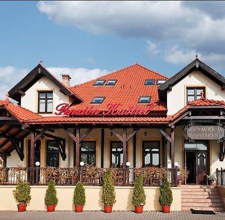 Penzion Kastiel Velky Krtis Exterior photo